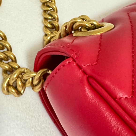 🩷SOLD🩷 GUCCI MARMONT FLAP SMALL (red) - Picture 15 of 16